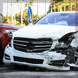 pompano-beach-car-accident-lawyers damaged car after a car accident